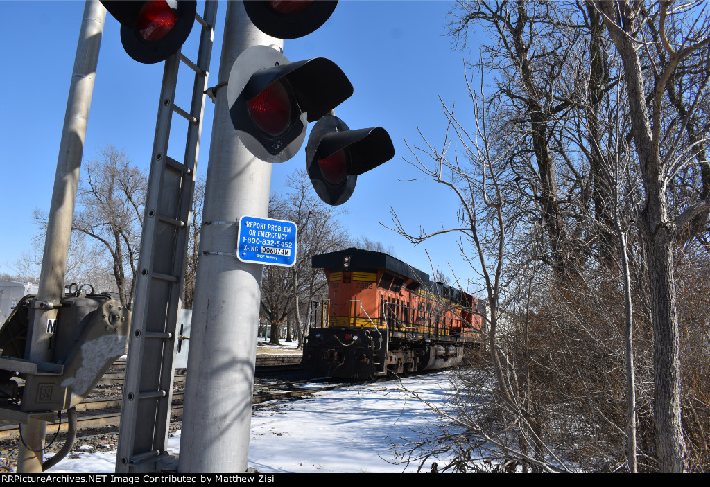 BNSF 7582